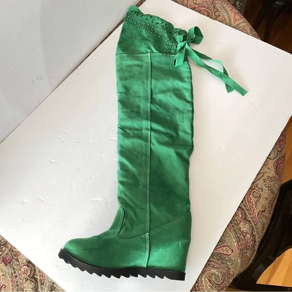 Over the Knee Edgy Flat Wedge Embellishment Boho Y2K Suede Green Boots Size 4